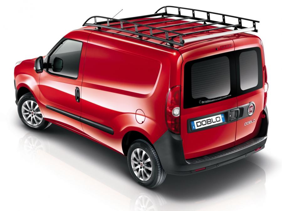  Fiat Doblo Cargo 2010 года  (фото 13 из 19)